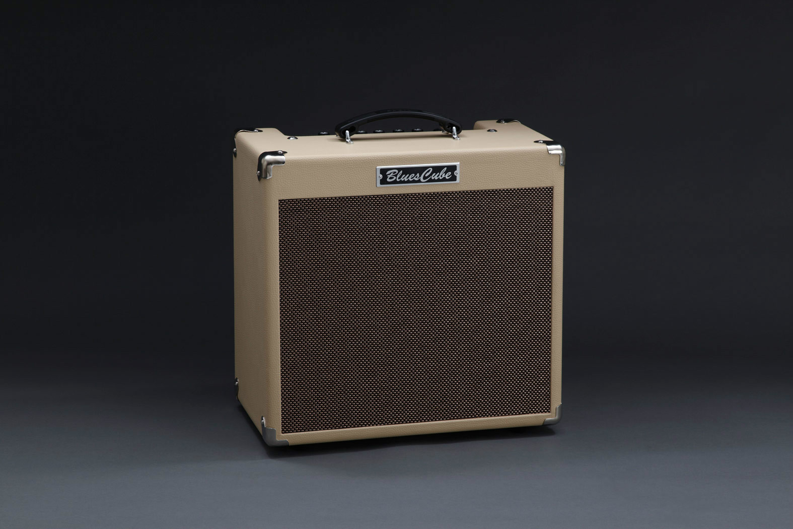 Roland Blues Cube Hot Guitar Amp In Vintage Blond: Canadian Online