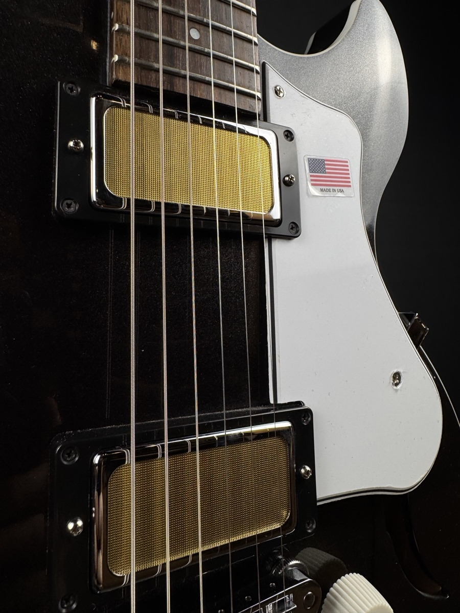 Harmony Harmony Comet Semi-Hollow Guitar, Space Black, Mono Bag B-STOCK - Guitars