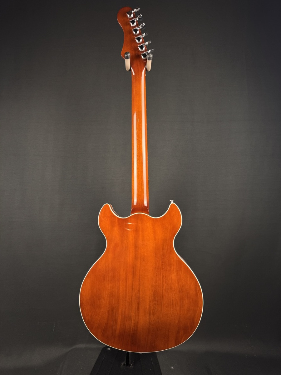 Harmony Harmony Comet Semi-Hollow Guitar, Sunburst, Mono Bag - Guitars