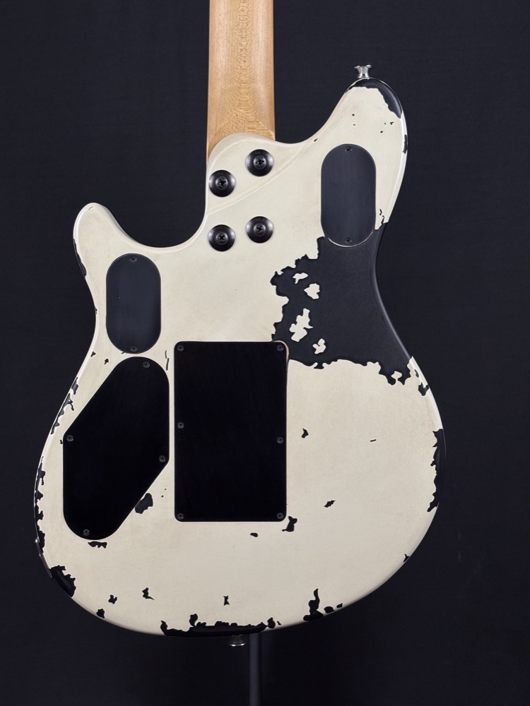 EVH EVH Limited Edition Wolfgang Special Striped Series, Distressed Ivory - Guitars