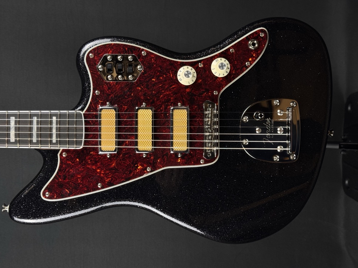 Fender Fender Limited Edition Gold Foil Jazzmaster In Black Sparkle - Guitars
