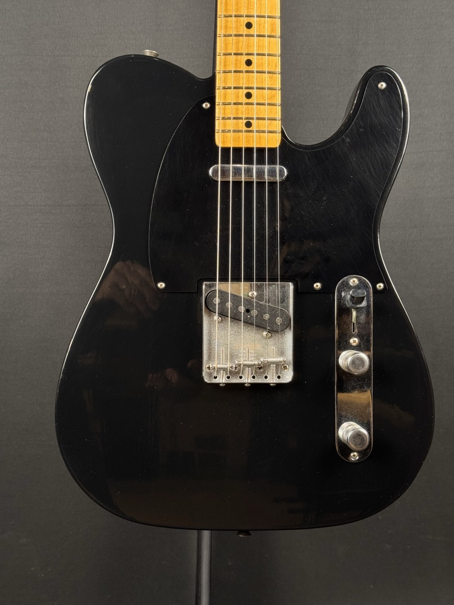 Fender Fender Limited Edition Vintera Roadworn '60s Double Esquire, Black, HS Case - Guitars