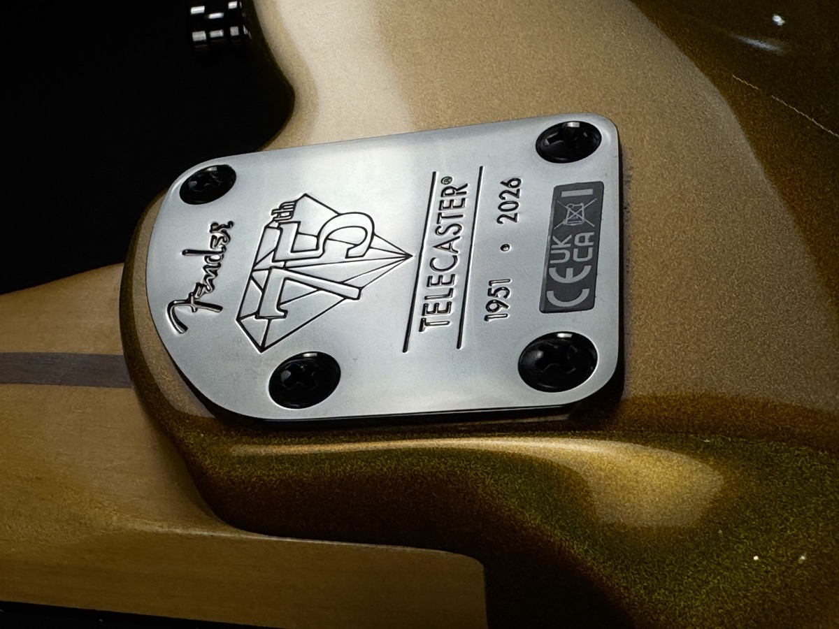 Fender Fender 75th Anniversary American Ultra II Telecaster, Ebony - Liquid Gold - Guitars