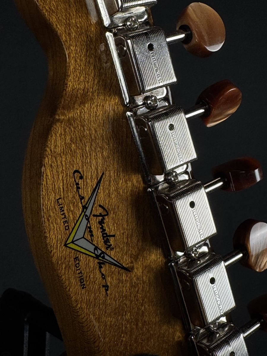 Fender Custom Shop Fender Custom Shop Artisan Knotty Pine Tele Thinline - Aged Natural - Guitars