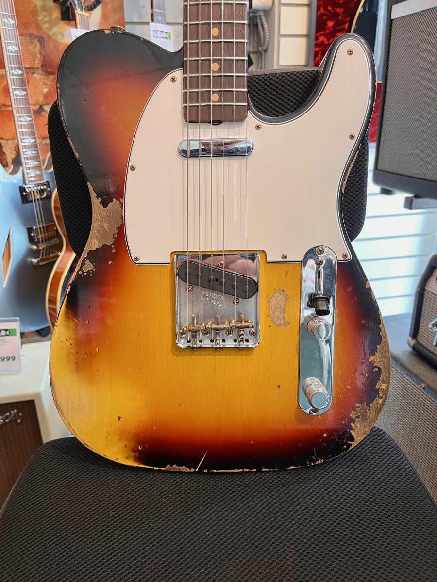 Fender Custom Shop Fender Custom Shop 1961 Telecaster Heavy Relic Faded Aged Bleached 3 Color Burst - Guitars