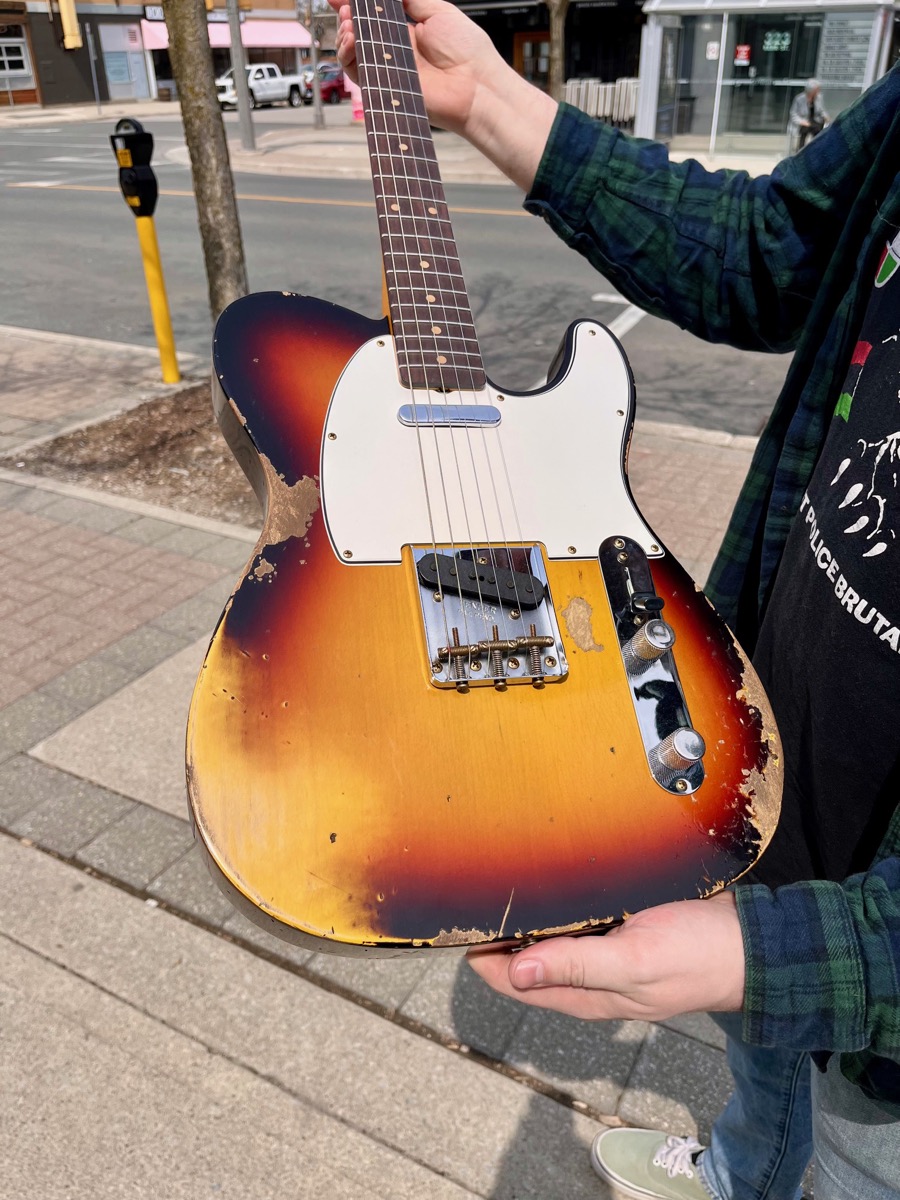 Fender Custom Shop Fender Custom Shop 1961 Telecaster Heavy Relic Faded Aged Bleached 3 Color Burst - Guitars