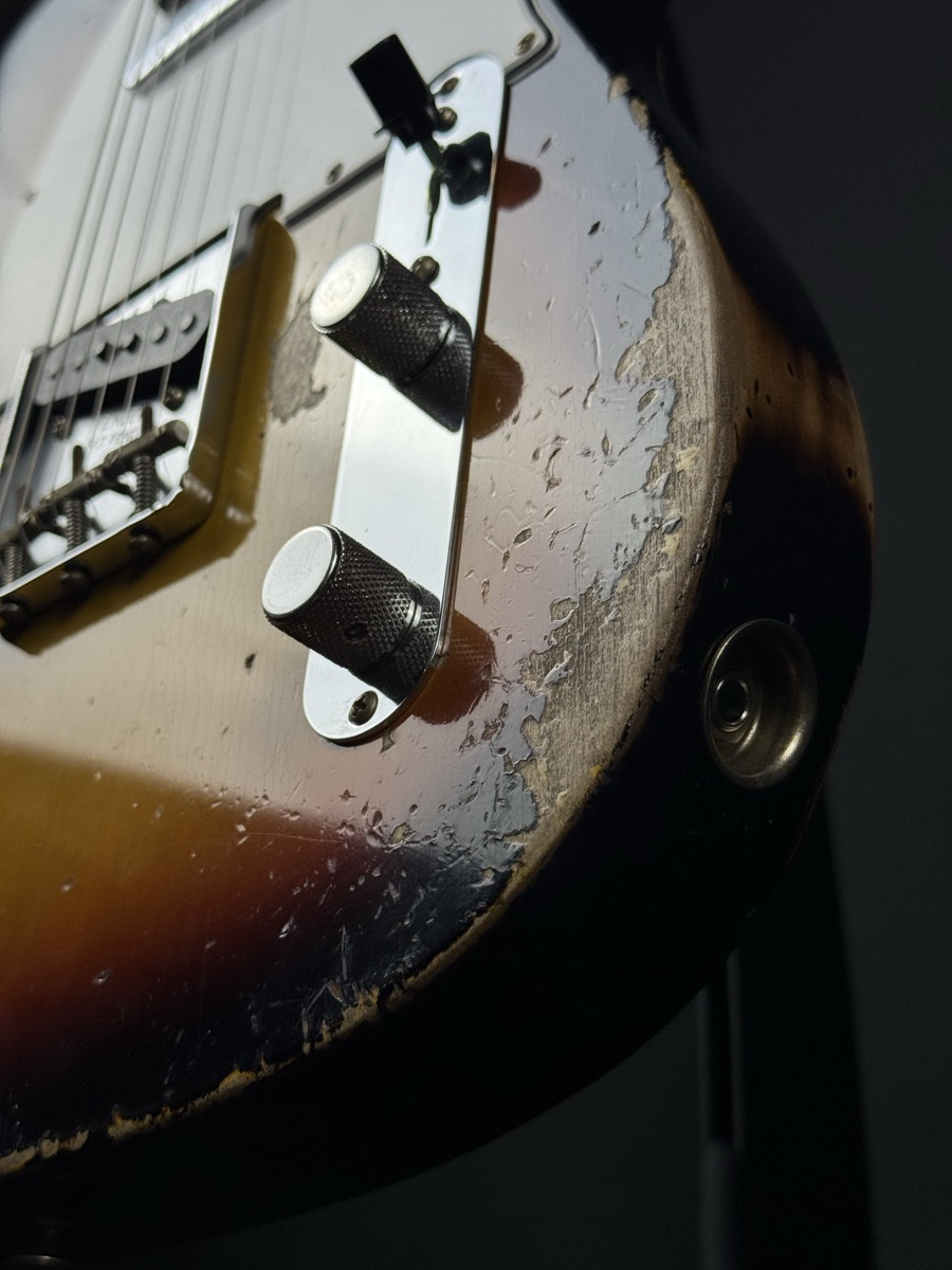 Fender Custom Shop Fender Custom Shop 1961 Telecaster Heavy Relic Faded Aged Bleached 3 Color Burst - Guitars