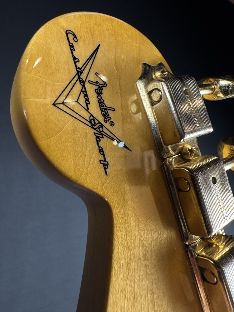 Fender Custom Shop Fender Custom Shop 1955 Strat DLX Closet Classic, Faded Aged Fiesta Red - Guitars