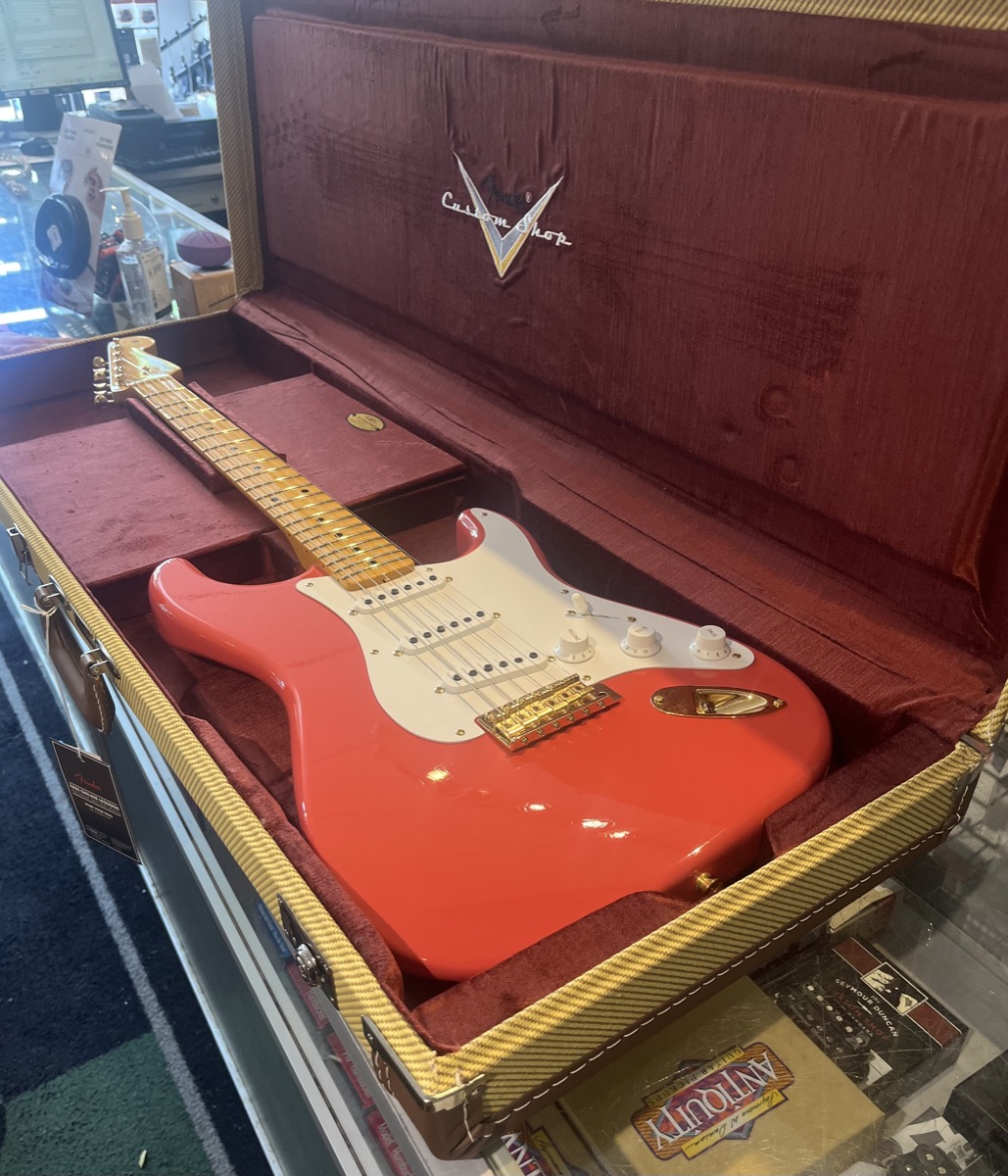 Fender Custom Shop Fender Custom Shop 1955 Strat DLX Closet Classic, Faded Aged Fiesta Red - Guitars