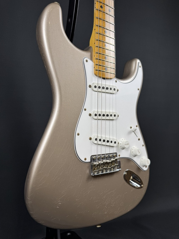 Fender Custom Shop Fender Custom Shop 1969 Strat Journeyman Relic, Faded Shoreline Gold, Maple Neck - Guitars