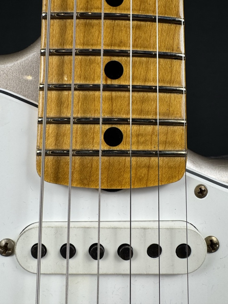 Fender Custom Shop Fender Custom Shop 1969 Strat Journeyman Relic, Faded Shoreline Gold, Maple Neck - Guitars