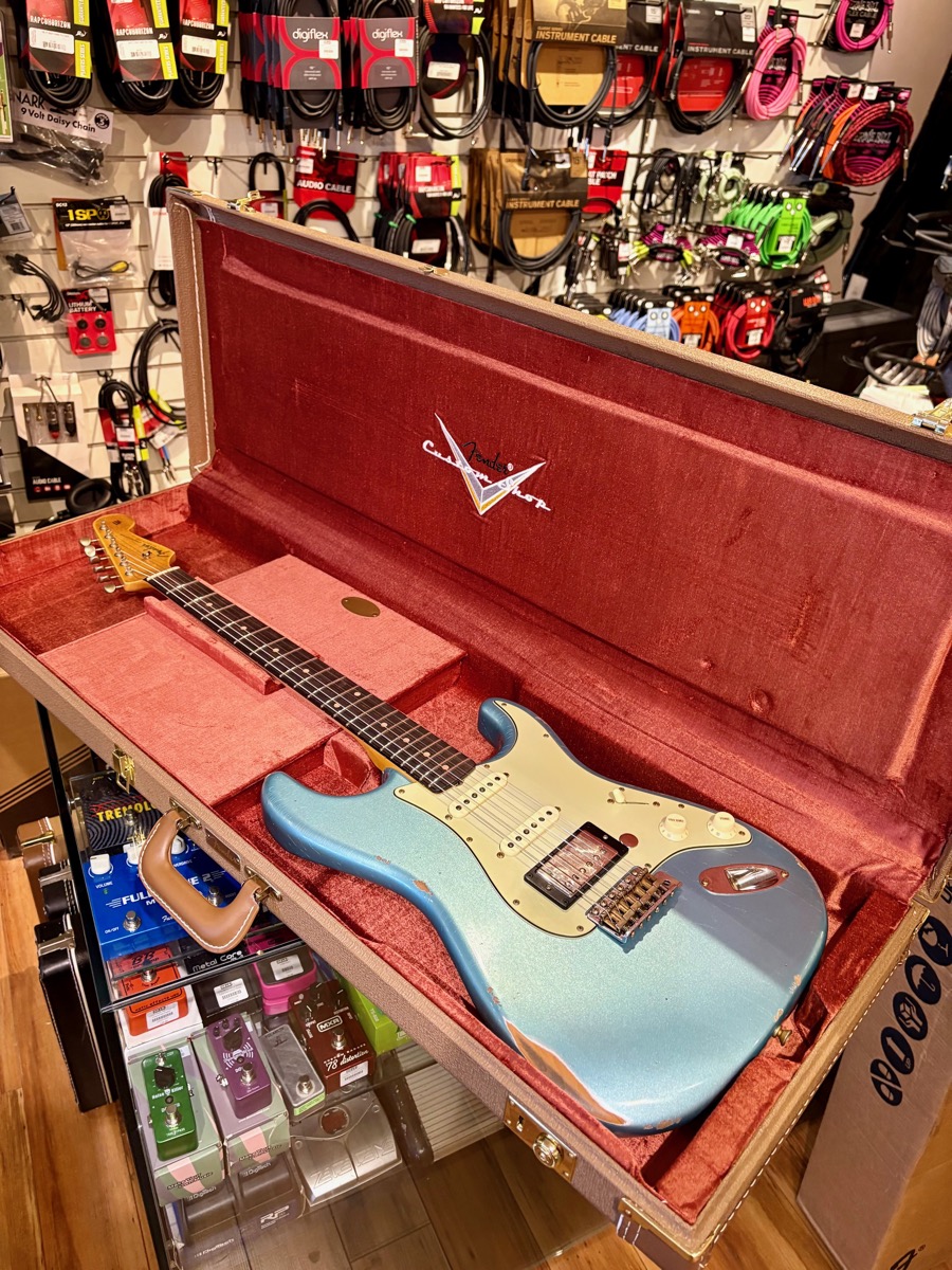 Fender Custom Shop Fender Custom Shop '59 Strat HSS Limited Edition Relic, Daphne Blue Metallic - Guitars