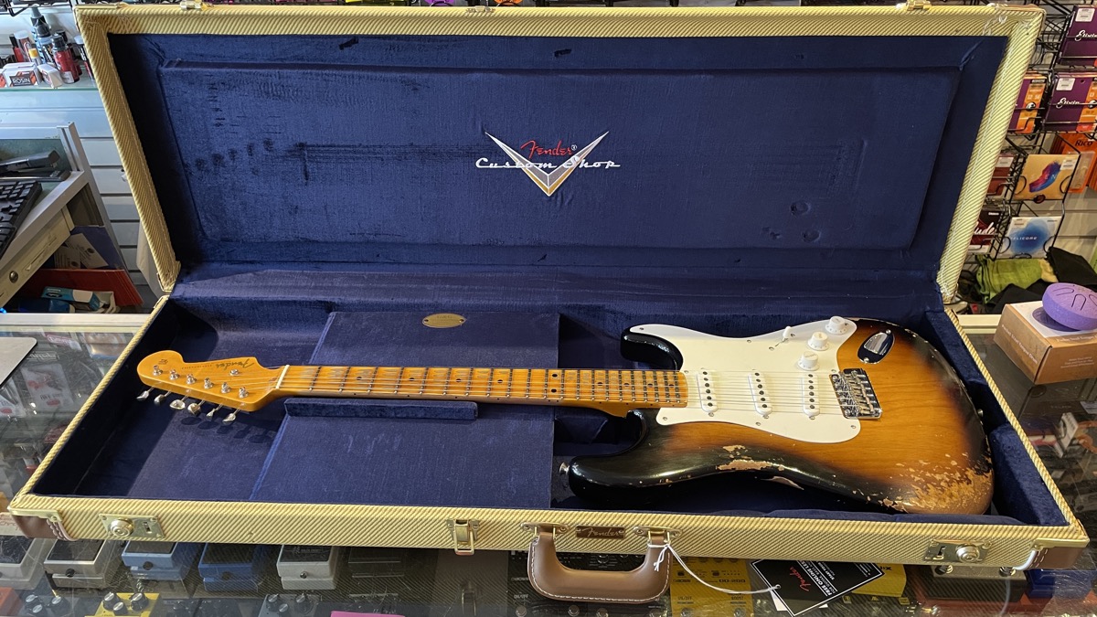 Fender Custom Shop Fender Custom Shop 1955 Stratocaster Heavy Relic, Aged 2-Colour Sunburst - Guitars