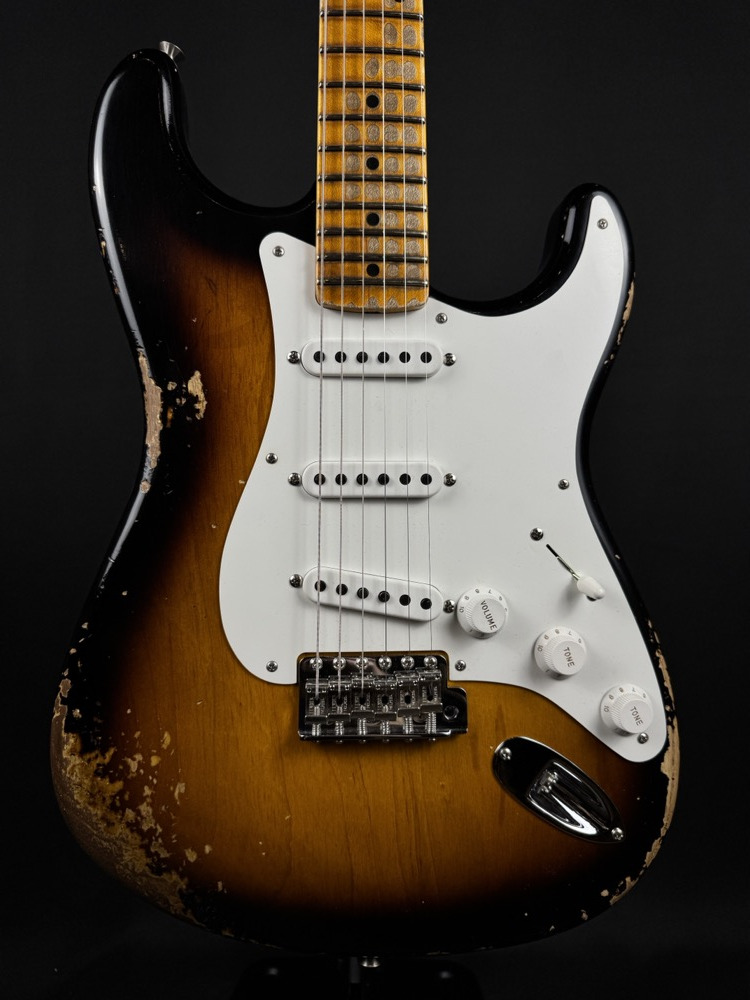 Fender Custom Shop Fender Custom Shop 1955 Stratocaster Heavy Relic, Aged 2-Colour Sunburst - Guitars
