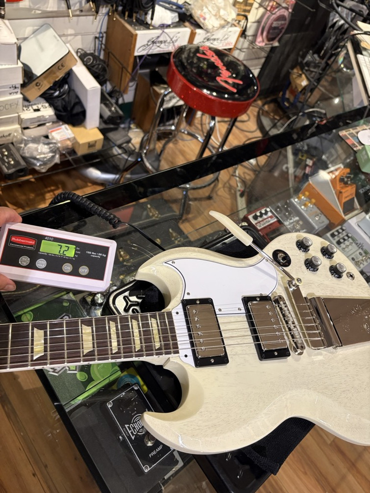 Gibson Custom Shop Gibson Custom Shop '64 SG Standard w/Maestro, TV White - Guitars