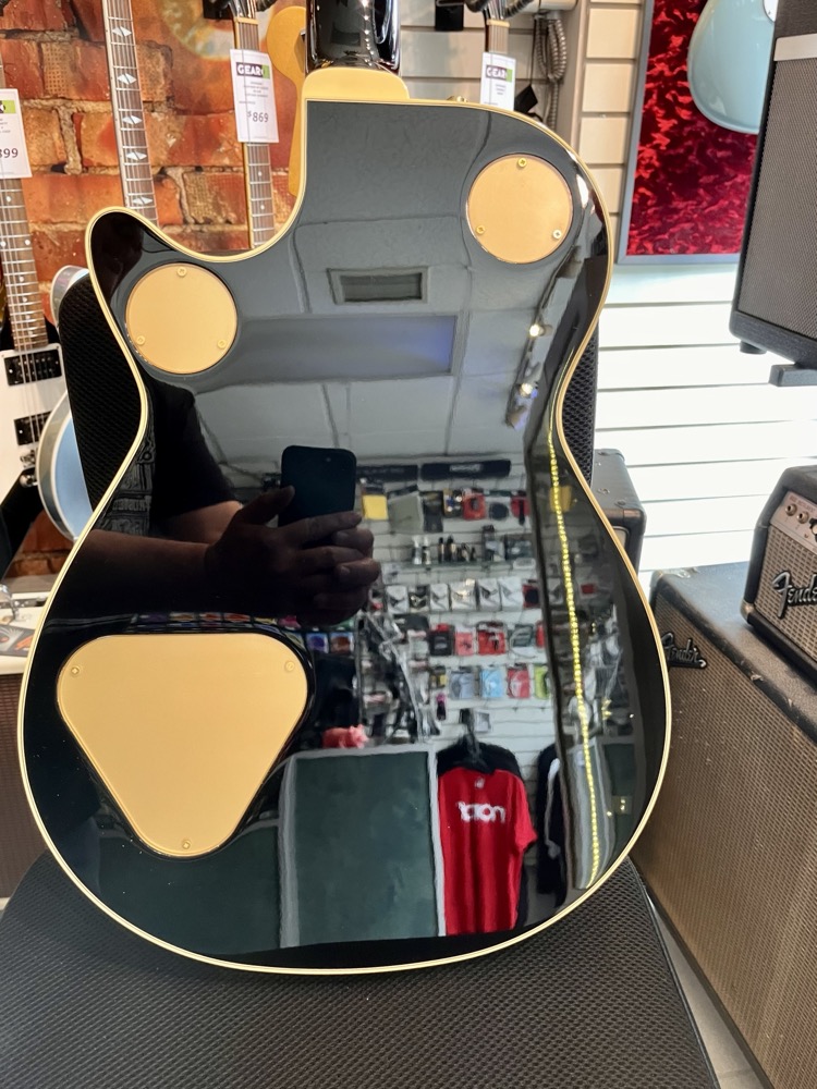 Gretsch Gretsch G6134TG Limited Edition Paisley Penguin - Gold Paisley - Guitars