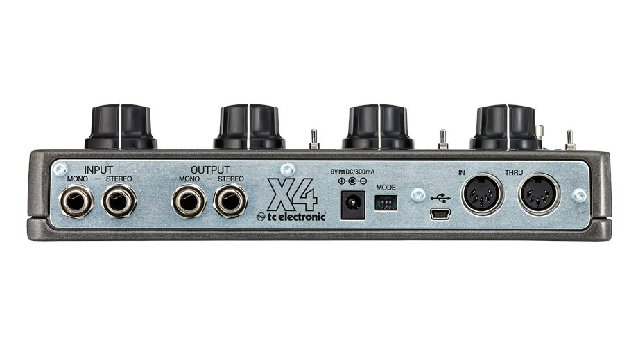 TC Electronic Ditto X4 Looper Pedal: Canadian Online Music Store