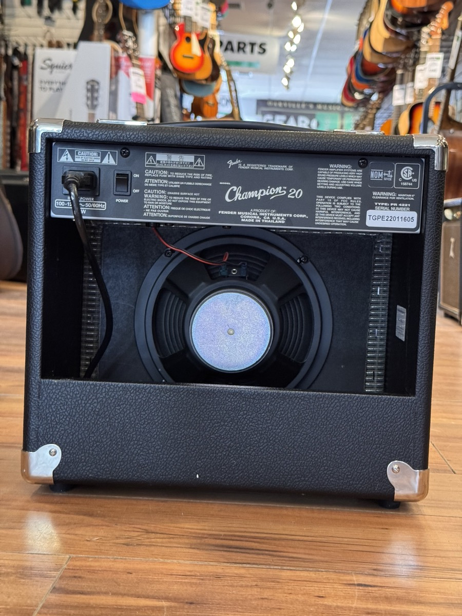 Fender USED Fender Champion 20 Amp - Used