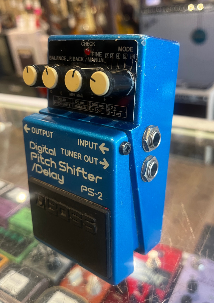 USED BOSS PS-2 Pitch Shifter Delay Pedal: Canadian Online Music