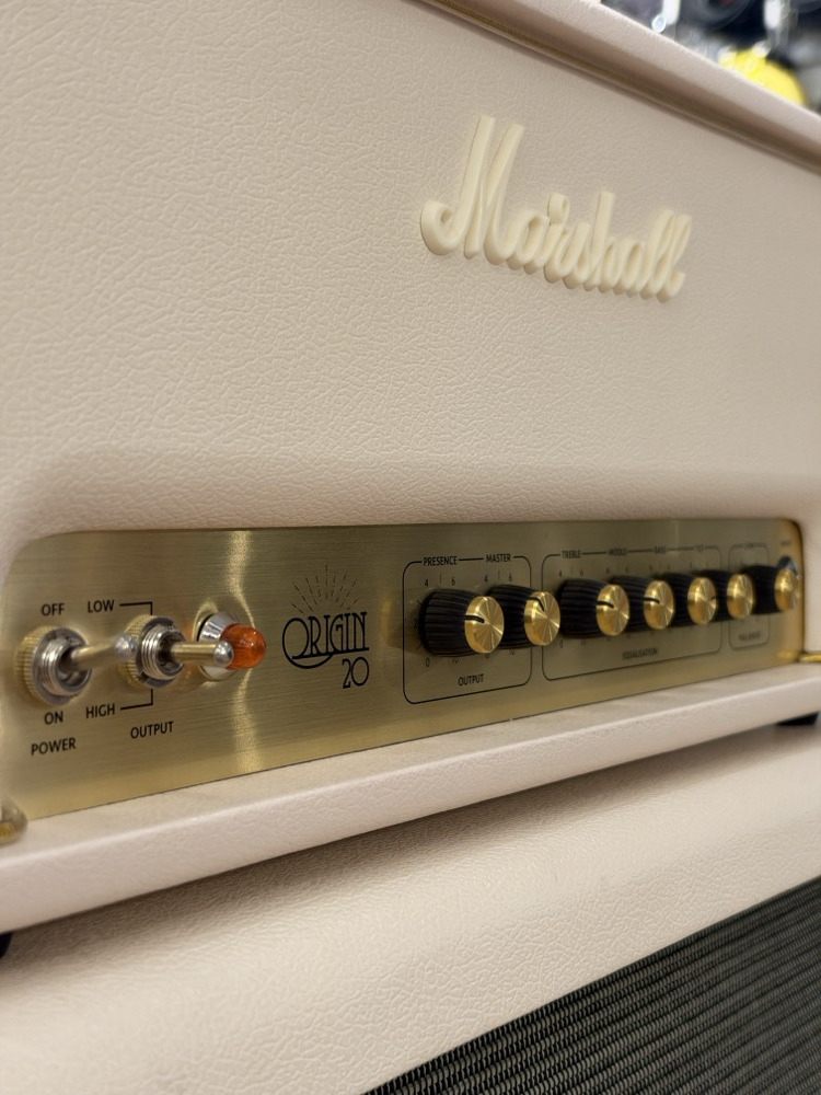 Marshall USED Marshall Origin 20 Head and Cabinet Limited Edition White, w/ftsw - Used