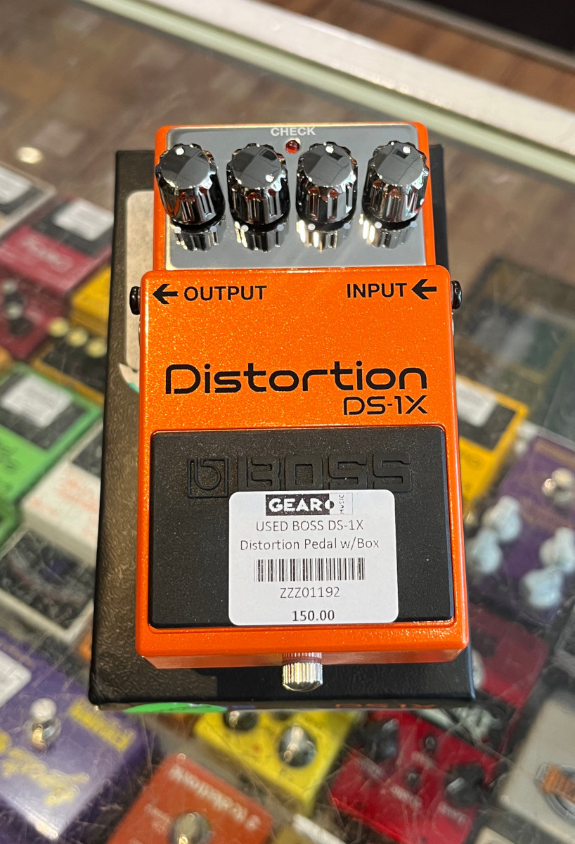 Music　Oakville,　Store　in　Ontario　Can　Personal　DS-1X　You　Trust　USED　Distortion　w/Box:　Online　BOSS　Service　Pedal　Canadian