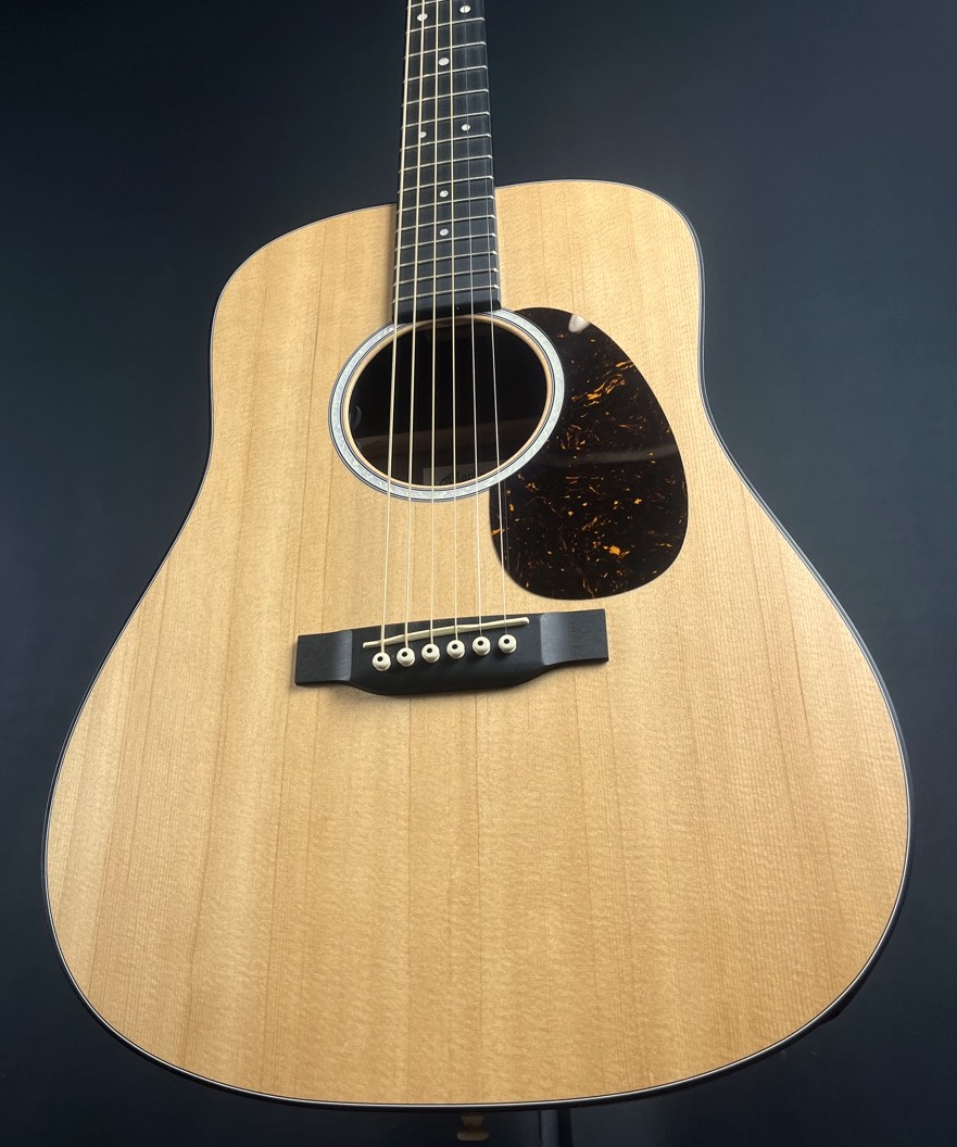 Martin USED Martin D JR-10 E Dreadnought Junior w/Bag - Used