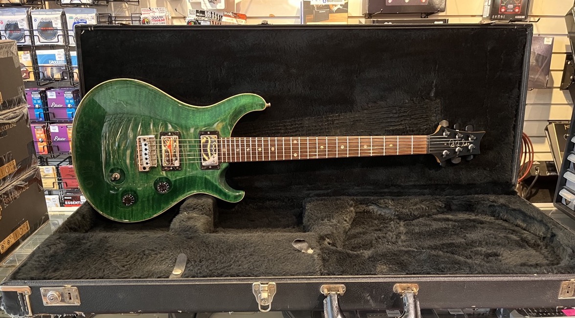 USED PRS 2001 CE24 Emerald Green w/OHSC  …