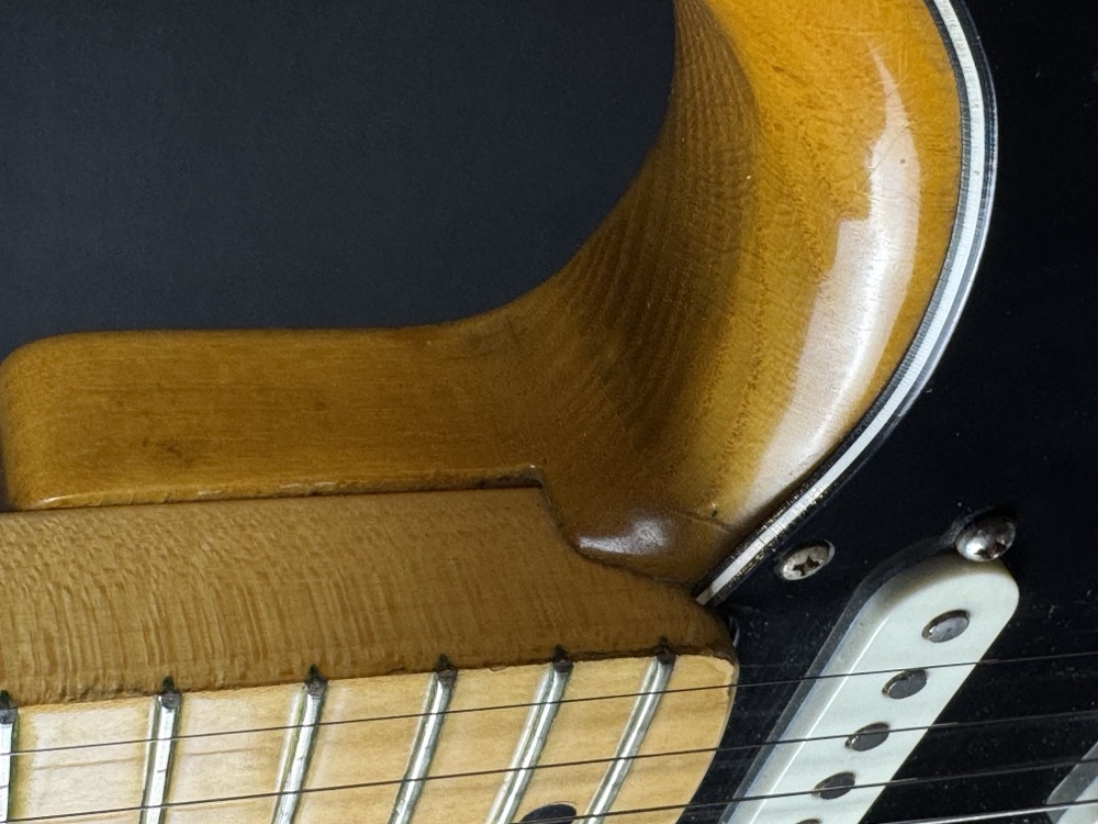 Fender USED Fender 1975/76 Stratocaster Natural w/Case - Used