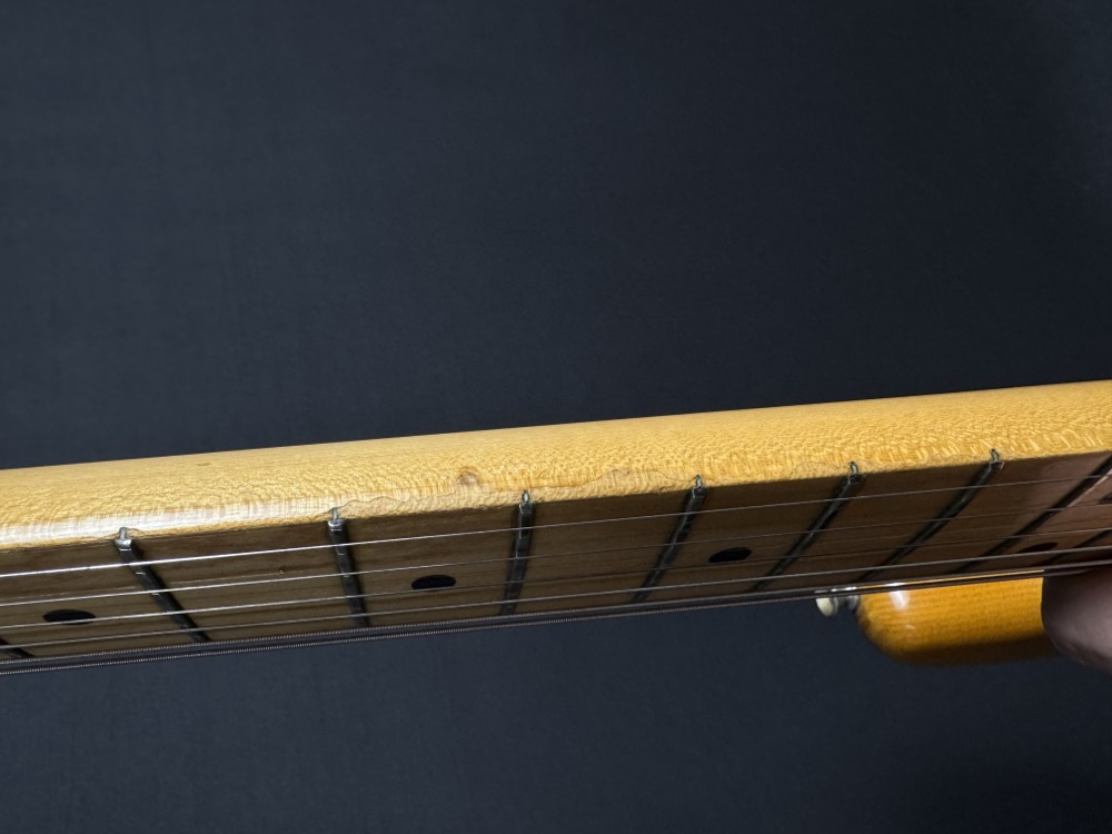 Fender USED Fender 1975/76 Stratocaster Natural w/Case - Used