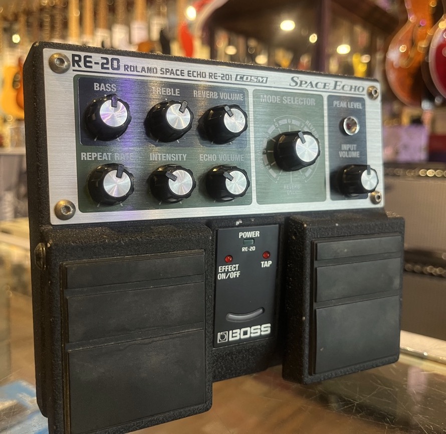 USED BOSS RE-20 Space Echo Compact Twin  …