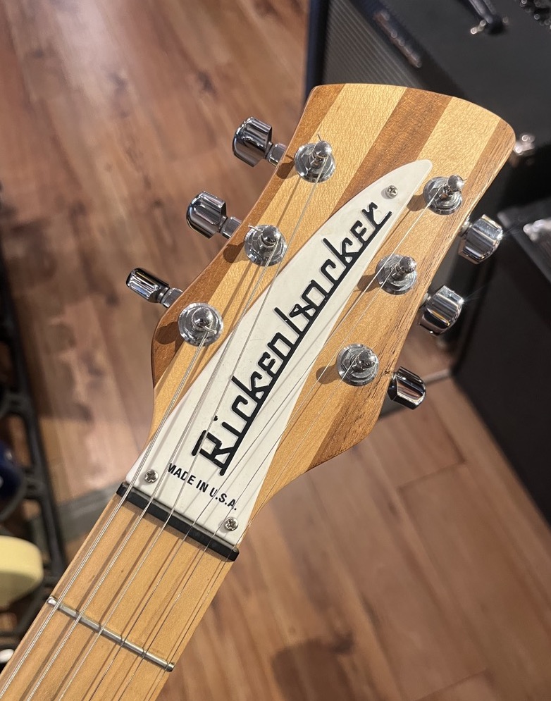 Misc USED Rickenbacker 2014 330 Walnut Maple Neck w/Case - CONSIGNMENT - Used
