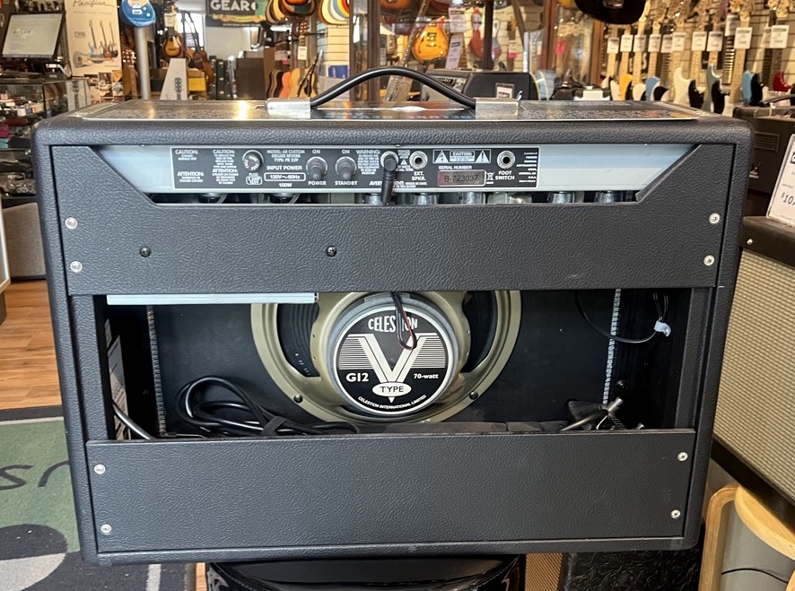 Fender USED Fender '68 Custom Deluxe Reverb Amp w/FTSW - CONSIGNMENT - Used