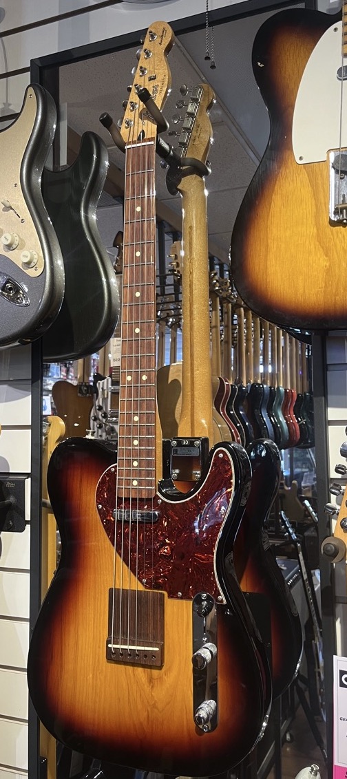 USED Fender 2011 Acoustasonic Telecaster 3 …