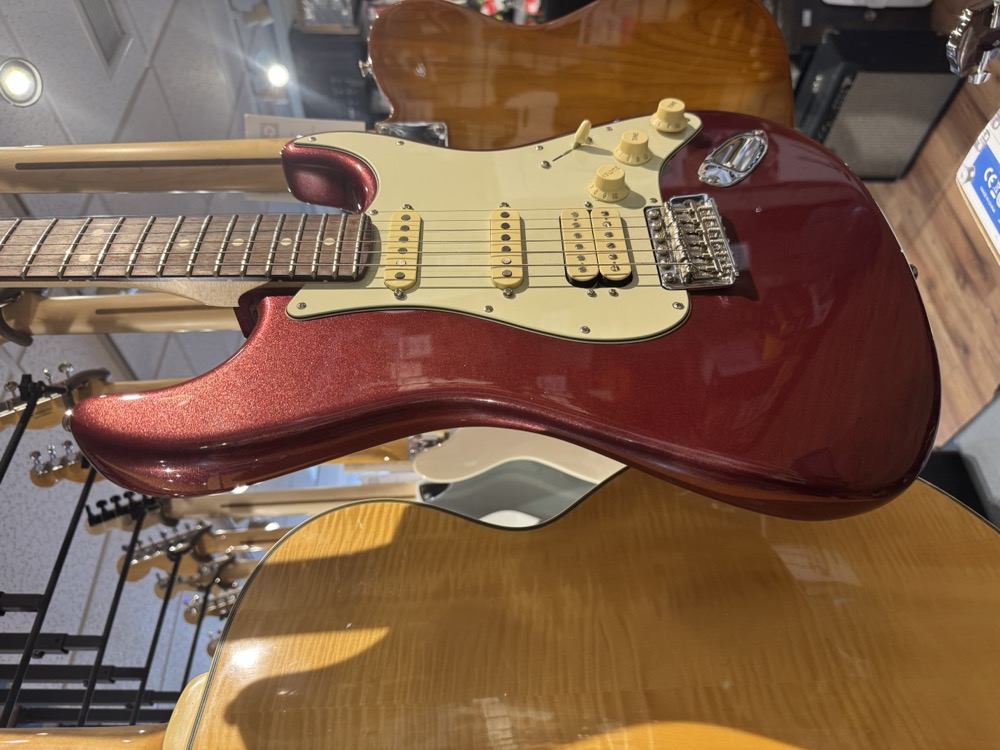 Fender USED Fender 2022 American Performer Stratocaster HSS - Aubergine - Used