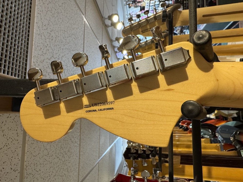 Fender USED Fender 2022 American Performer Stratocaster HSS - Aubergine - Used