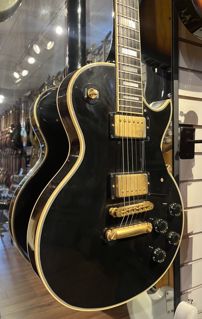 Gibson USED Gibson 1981 Les Paul Custom w/OHSC - CONSIGNMENT - Used