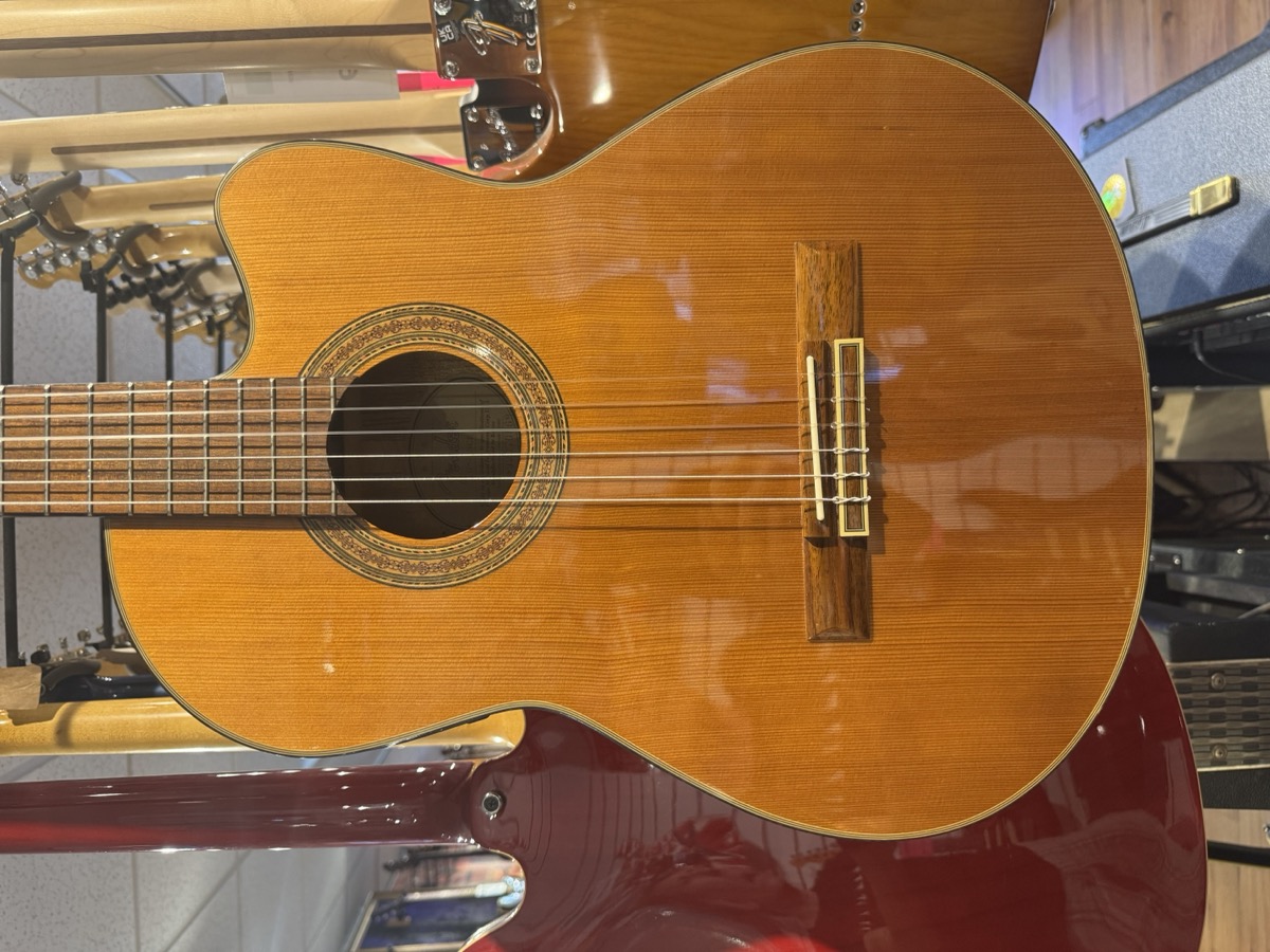USED Fender CG-24SCE Classical, Solid Cedar  &hellip;