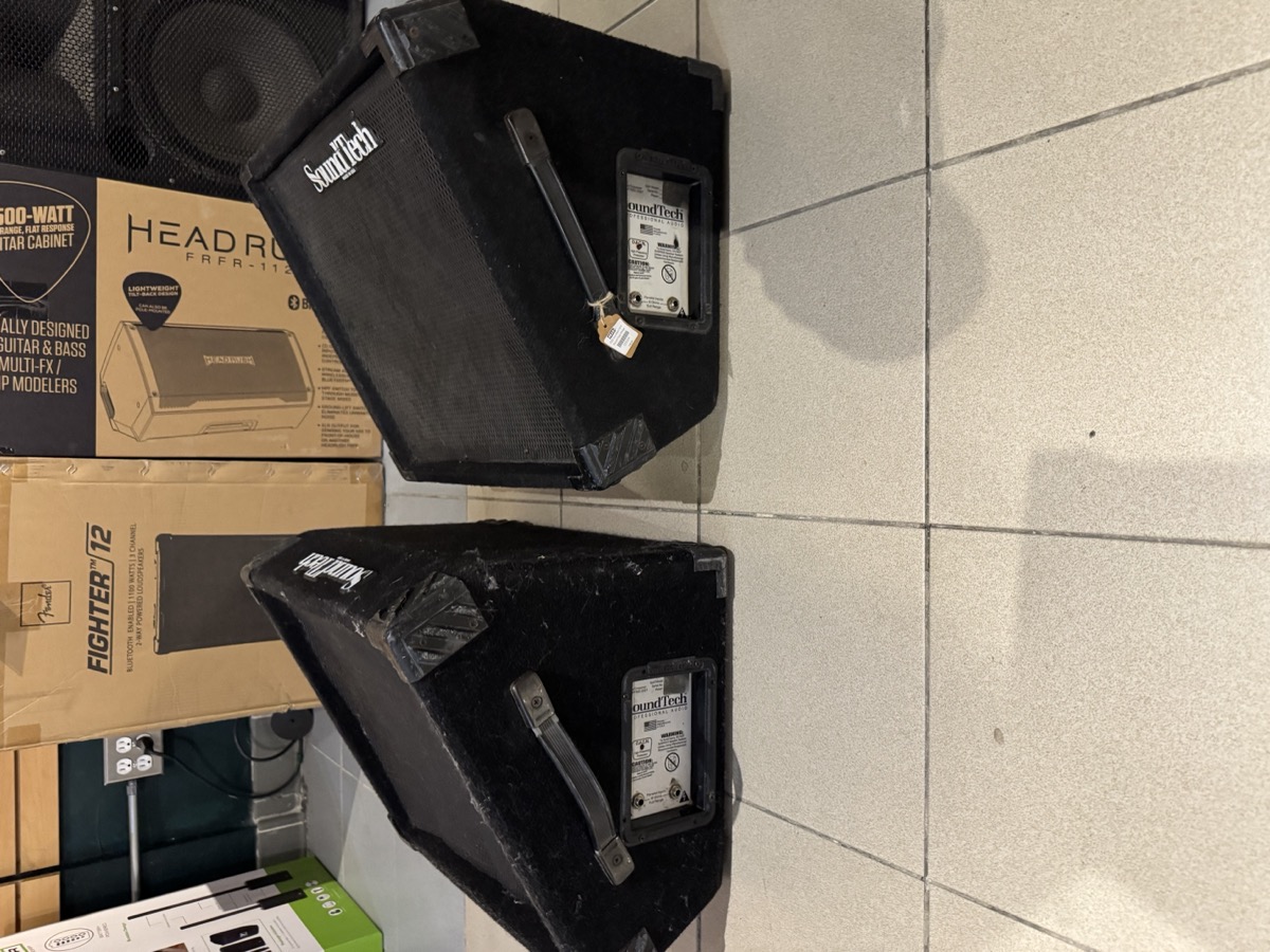 Misc USED Soundtech SM2 Passive Floor Wedge Monitor 1x12, Pair - Used