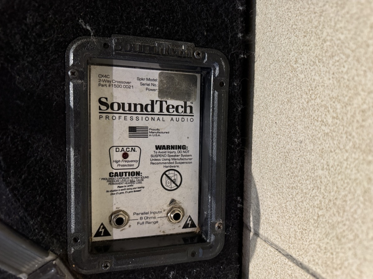 Misc USED Soundtech SM2 Passive Floor Wedge Monitor 1x12, Pair - Used