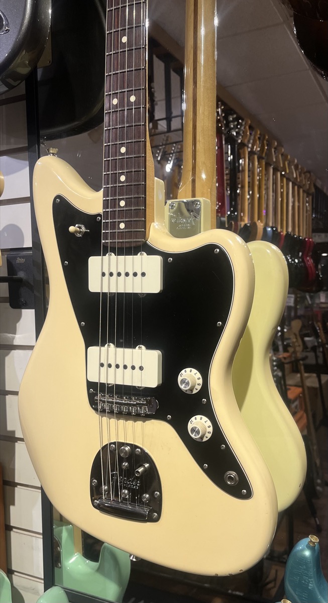 Fender USED Fender 2017 American Professional Jazzmaster Olympic White w/OHSC - Used