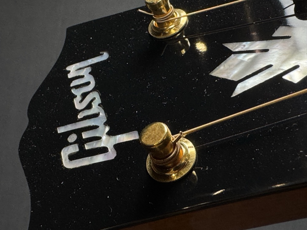 Gibson Custom Shop USED Gibson Hummingbird Red Spruce Willcutt Exclusive - Used