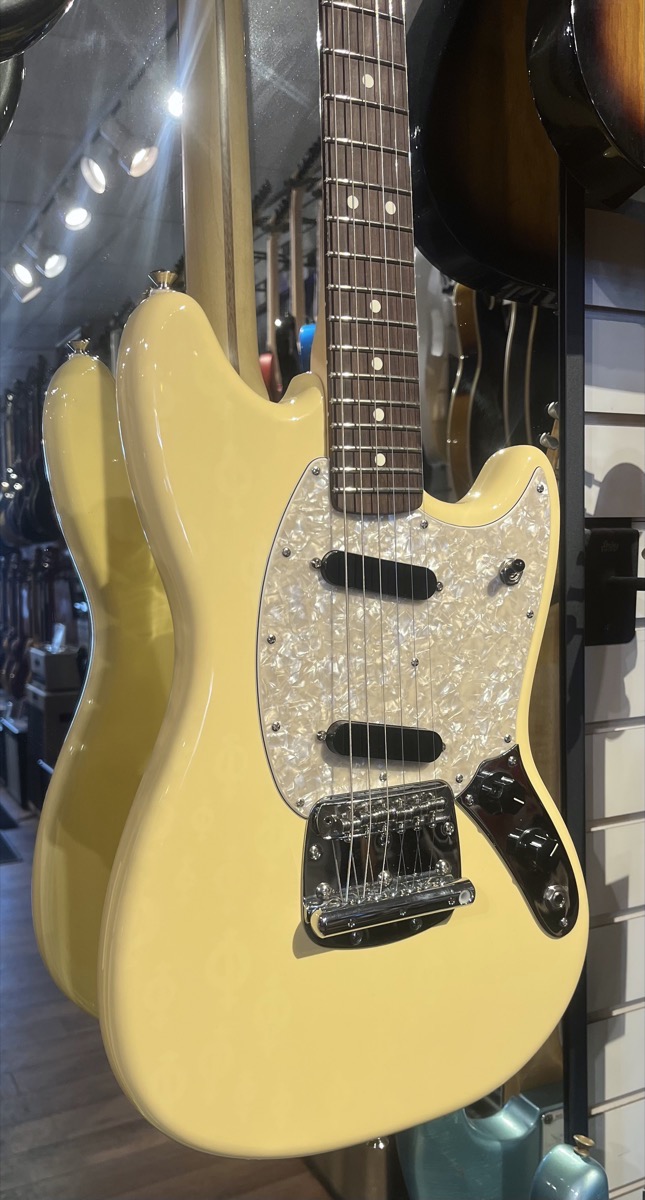 Fender USED Fender 2019 American Performer Mustang Olympic White w/Bag - Used