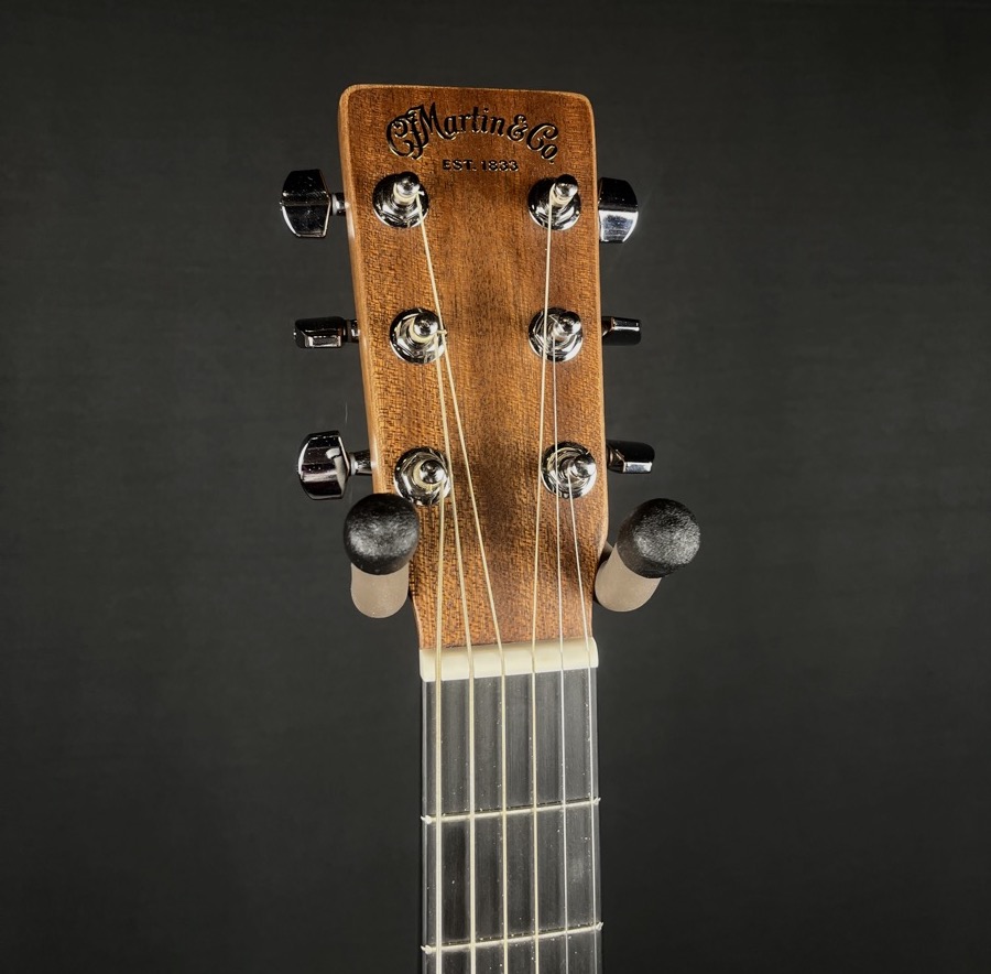 Martin USED Martin OOOC JR 10 Streetmaster  w/bag - CONSIGNMENT - Guitars