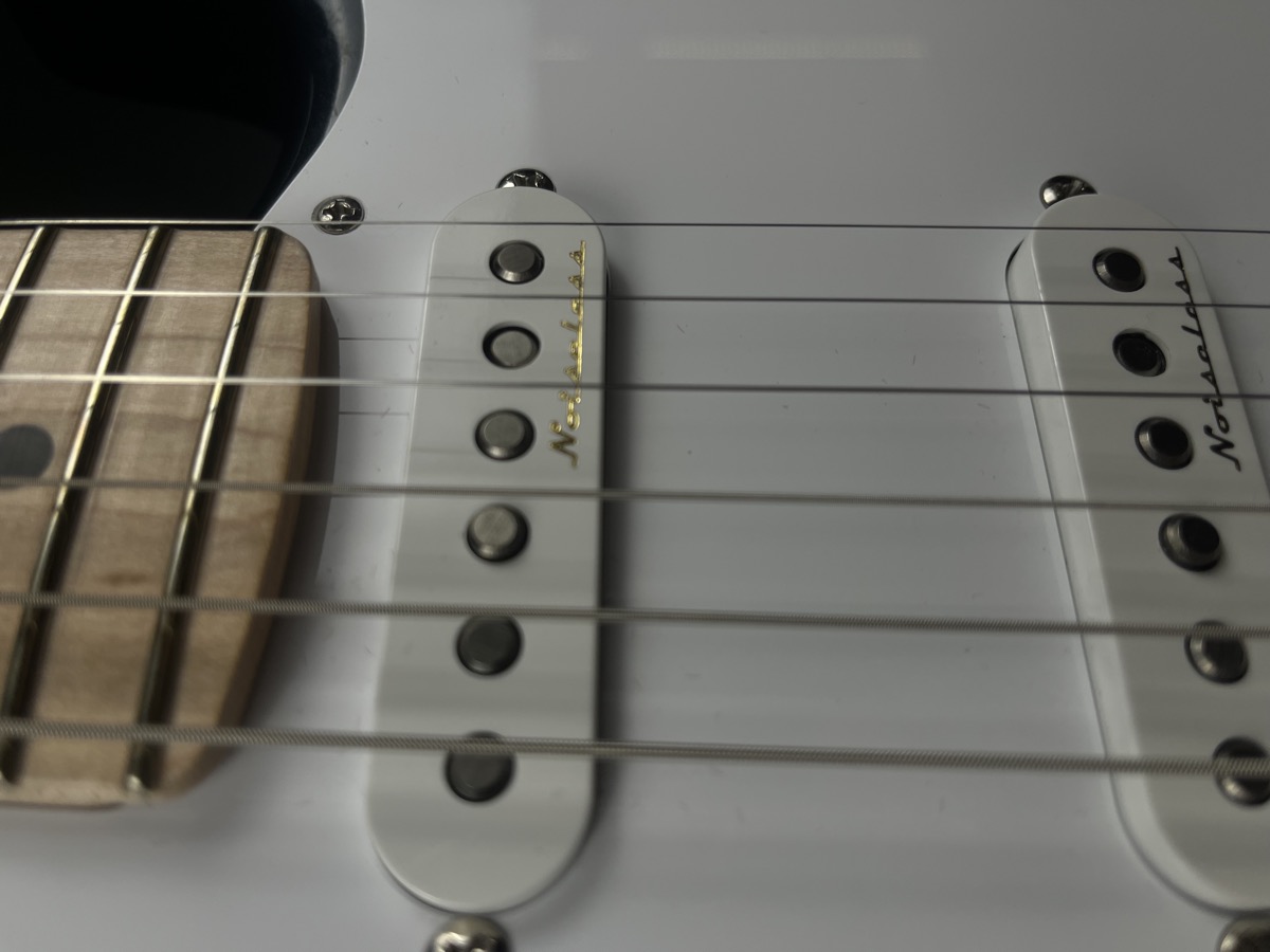 Fender Custom Shop USED Fender Custom Shop Eric Clapton Stratocaster Mercedes Blue w/OHSC - Used