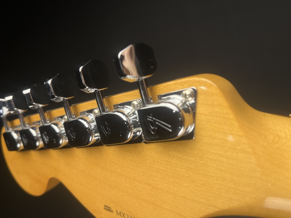 Fender USED Fender Vintera II 70's Stratocaster, Rosewood, Surf Green, Gig Bag - Used