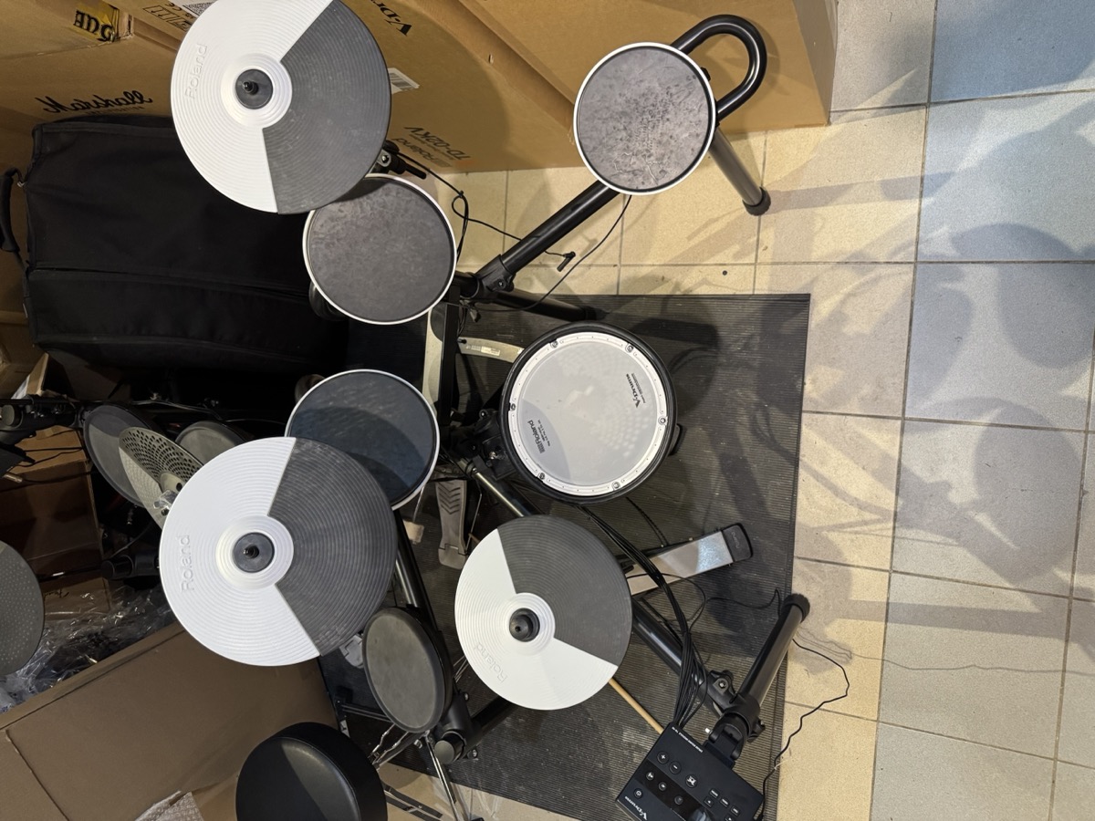 USED Roland TD-02KV Electronic Drum Kit