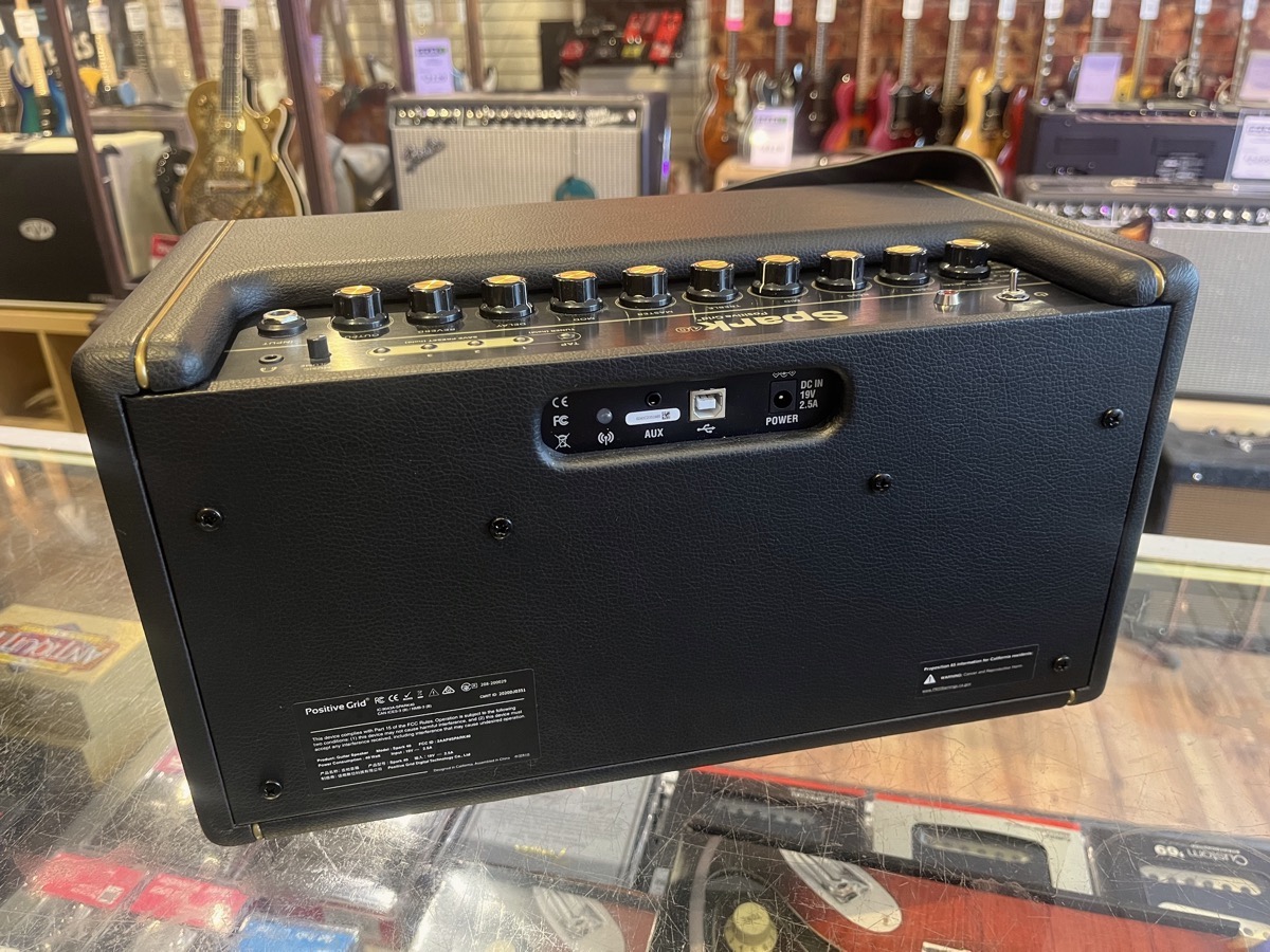 Positive Grid USED Positive Grid Spark 40 Amp Black w/bag - CONSIGNMENT - Used