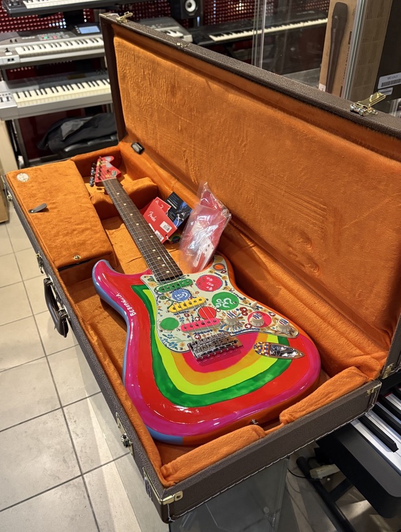 Fender USED Fender LTD George Harrison Rocky Stratocaster w/OHSC - CONSIGNMENT - Used