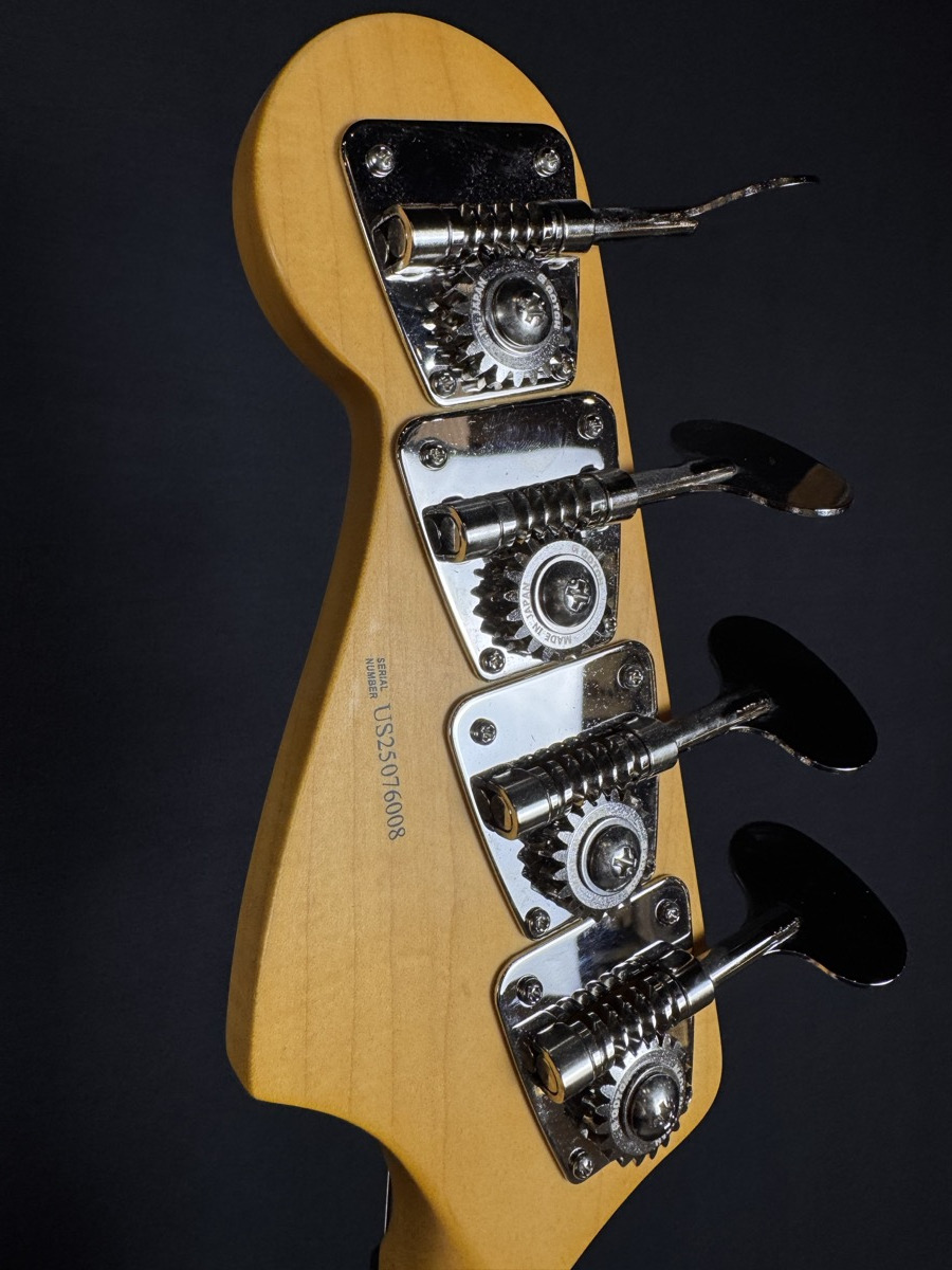 Fender USED Fender American Professional Classic Jazz Bass In Firemist Gold - Basses