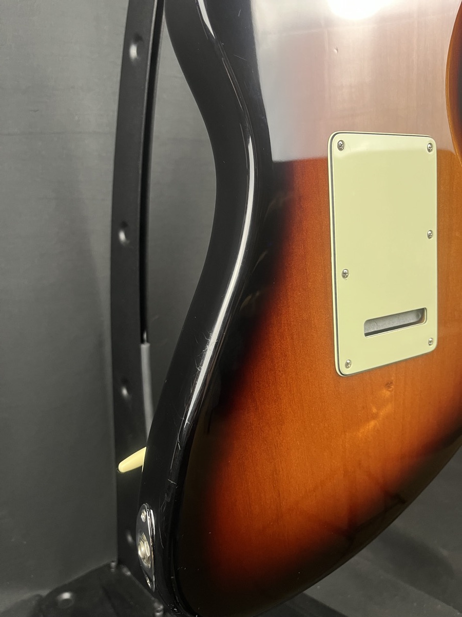 Fender USED Fender 2022 Player Plus Meteora 3 Tone Sunburst w/Bag - Used